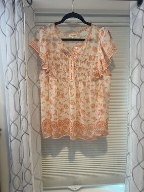 Max Studio Cream Blouse with Orange Floral Ruffle Sleeves large